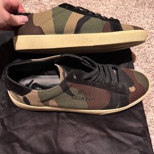 Saint Laurent Camo SL Signa Low Top Sneakers